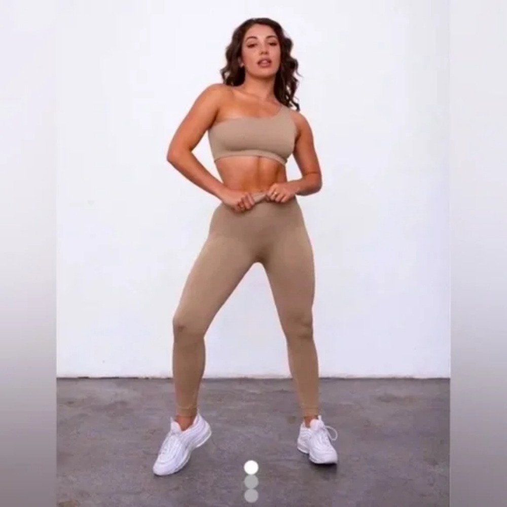 Set Active Sculptflex Leggings in Sand Size XS